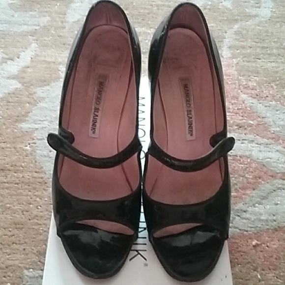 MANOLO BLAHNIK Mary Jane Shoes - Picture 4 of 13